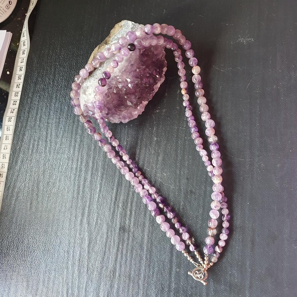 Amethist ketting met meerdere rijen, Ophalen of Verzenden, Zo goed als nieuw, Steen of Mineraal