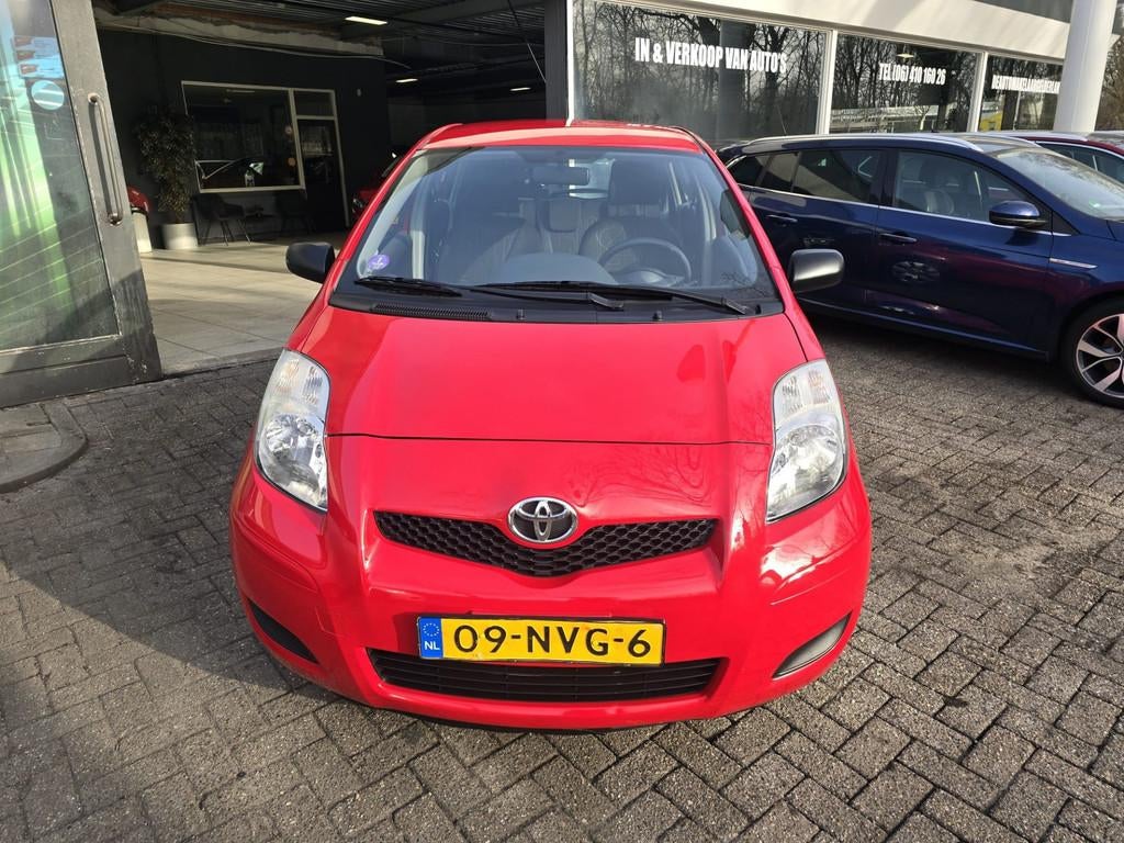 Toyota Yaris 1.3 VVTi Comfort | 2E EIGENAAR | 12MND GARANTIE, Auto's, Toyota, Voorwielaandrijving, Euro 5, Stof, Bedrijf
