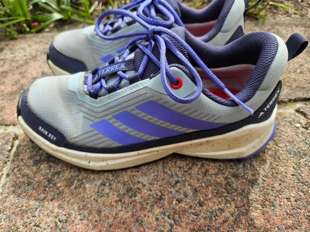 Adidas Terrex kinderschoenen maat 33,5, Kinderen en Baby's, Kinderkleding | Schoenen en Sokken, Ophalen of Verzenden