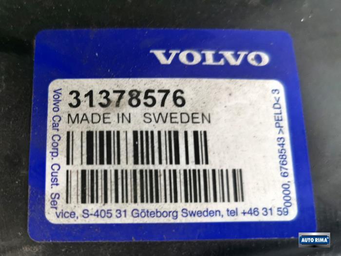 Bumperframe achter van een Volvo V60, Gebruikt, -, -, Ophalen of Verzenden