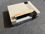 Nintendo Entertainment System (NES) met games, Spelcomputers en Games, Spelcomputers | Nintendo NES, Ophalen, Zo goed als nieuw