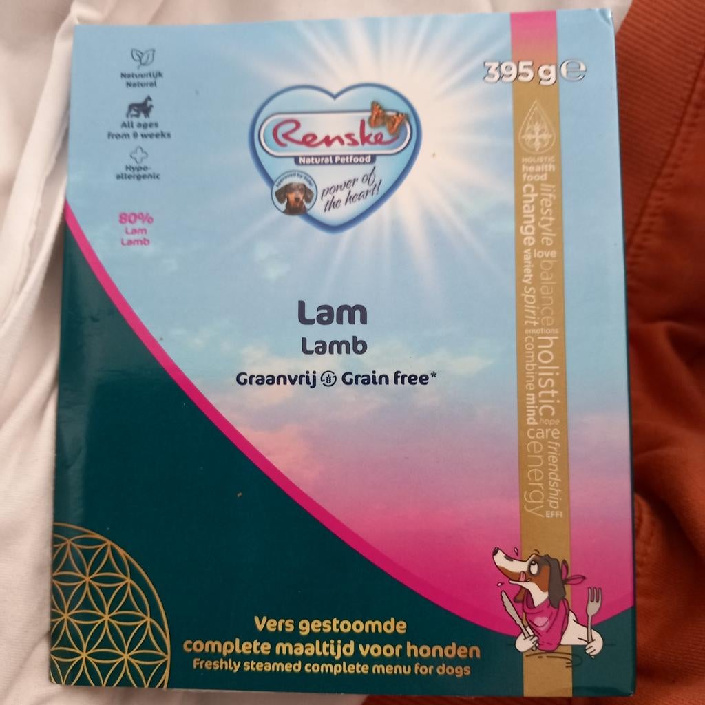 Renske gestoomd voer lam hond, Ophalen, Hond