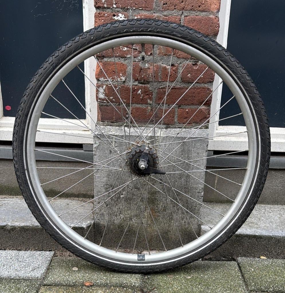 achterwiel 28 inch met terugtraprem en met 7 versnellingen, Fietsen en Brommers, Fietsonderdelen, Shimano Nexus, Zo goed als nieuw