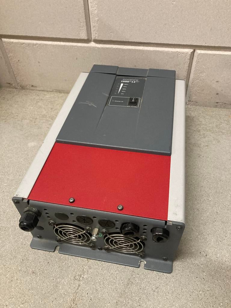 TBS zuivere sinus omvormer 12v 1600w, Ophalen of Verzenden, Gebruikt