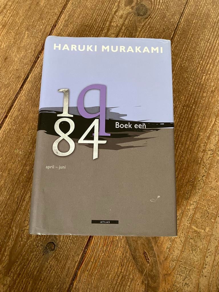 1Q84 Boek één - Haruki Murakami (april-juni), Boeken, Romans, Gelezen, Nederland, Ophalen of Verzenden