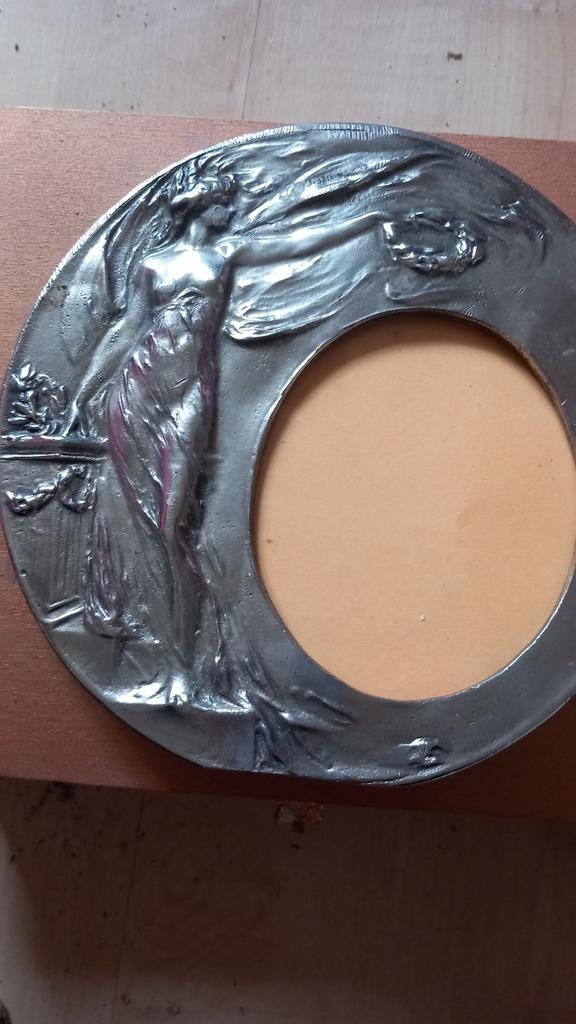 Art Deco Fotolijst - Zwaar Verzilverd met Figuur, Antiek en Kunst, Ophalen of Verzenden