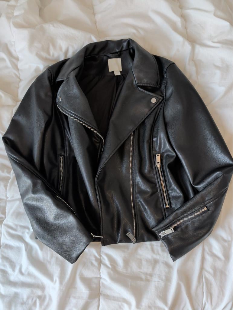 H&M Zwart Imitatie Leren Bikerjack Maat 40, Maat 38/40 (M), H&M, Zwart, Ophalen of Verzenden