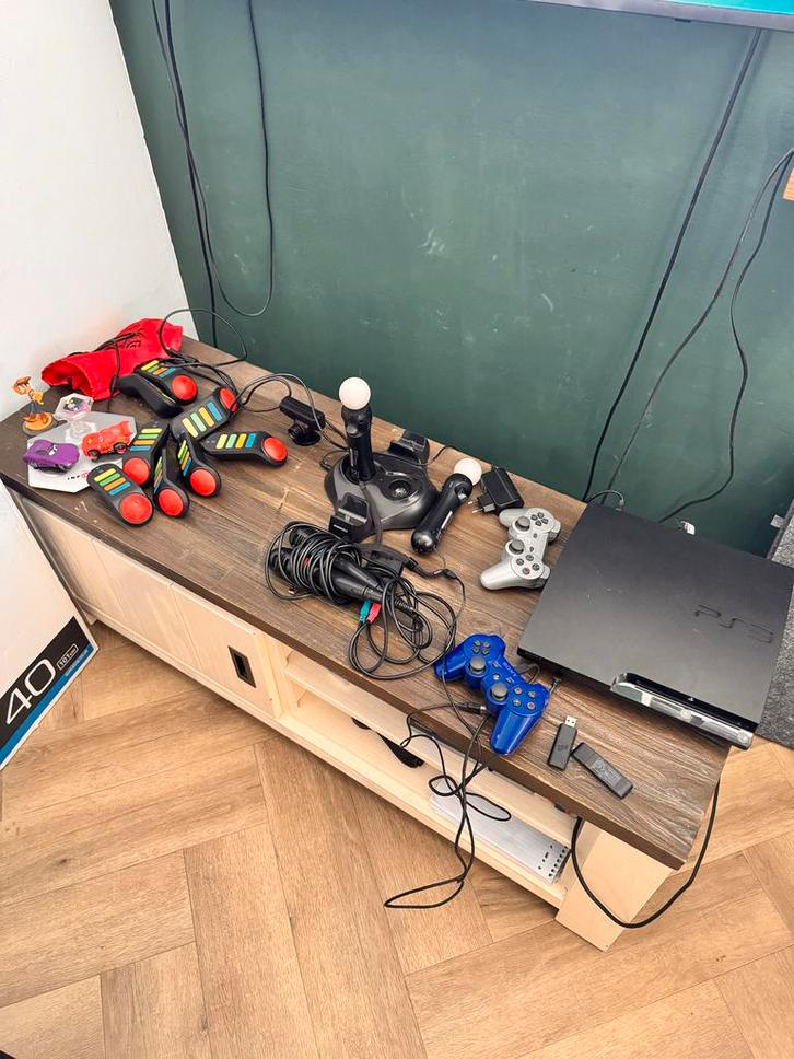 Complete PlayStation 3 set met BUZZ + 13 games, Spelcomputers en Games, Spelcomputers | Sony PlayStation 3, Gebruikt, Slim, 320 GB