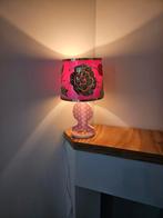 Leuke roze tafellamp met bloemmotief, Nieuw, Ophalen of Verzenden, Stof, Minder dan 100 cm