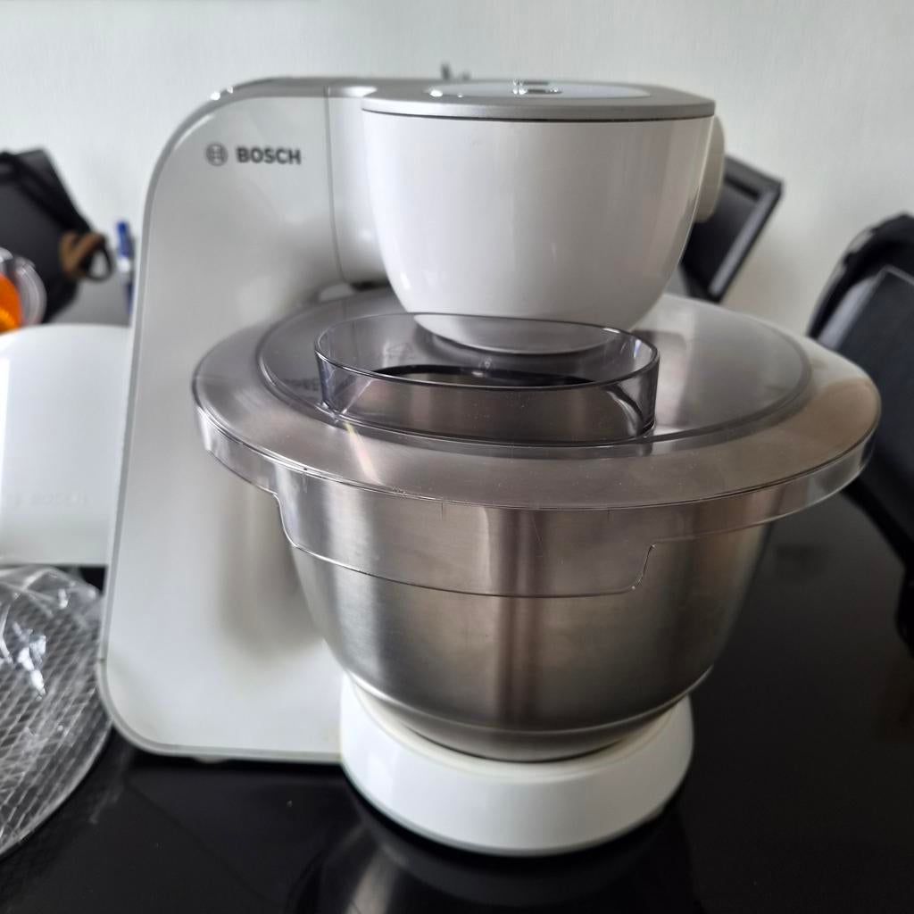 Keukenrobot Bosh, 4 liter of meer, Ophalen, 3 snelheden of meer