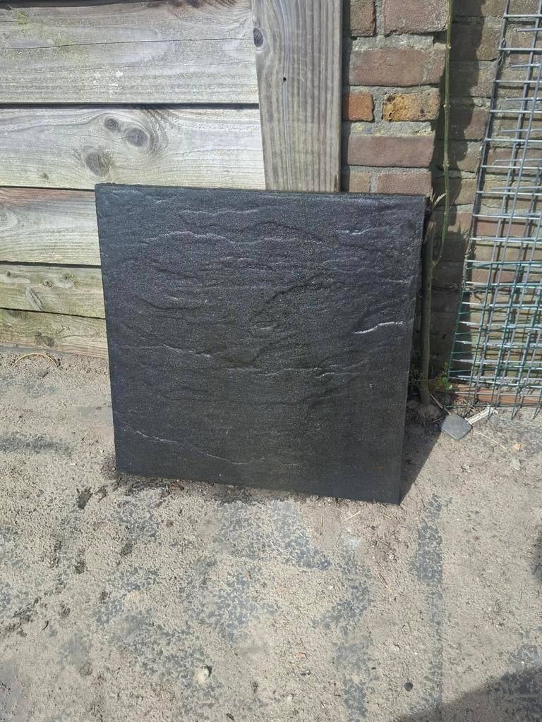 Antraciet terrastegels 60x60 met reliëf (ca. 20 stuks), Tuin en Terras, Tegels en Klinkers, Ophalen, Gebruikt, 5 tot 10 m², Beton