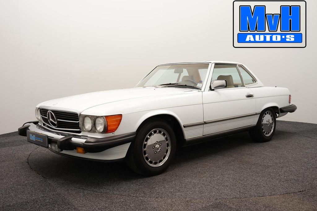 Mercedes SL-klasse 560 SL|Roestvrij-Californische klassieker, Auto's, Oldtimers, Achterwielaandrijving, 4973 cc, Wit, 2 stoelen