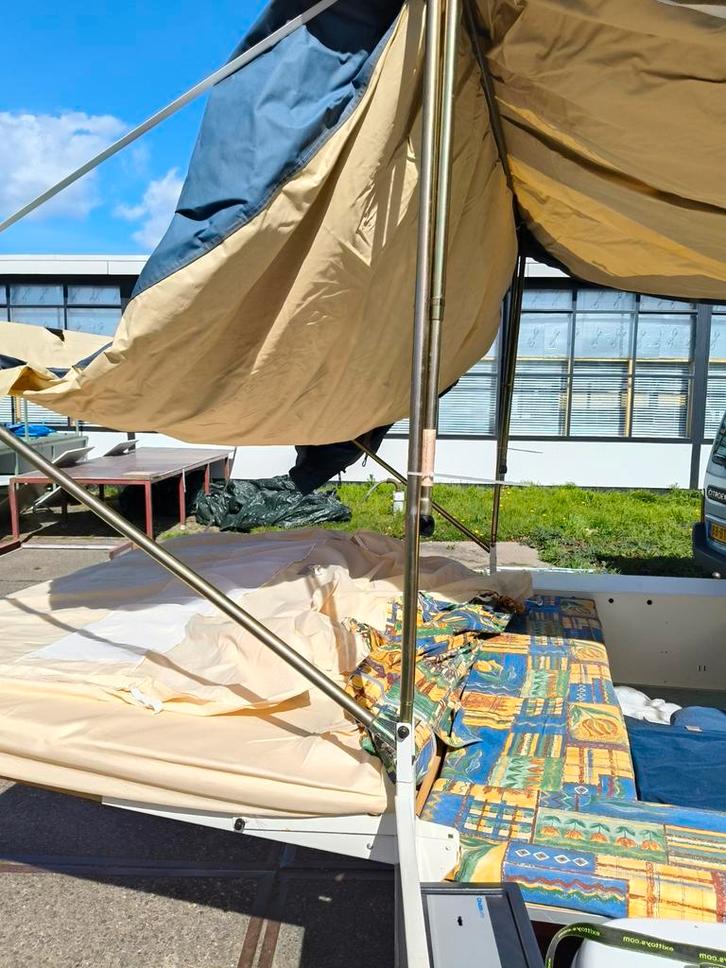 nette Gerjak Tago Amazone met kampeer gerei, Caravans en Kamperen, Tenten, meer dan 6, Zo goed als nieuw, Ophalen