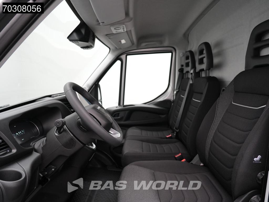 Iveco Daily 35S21 3.0L Automaat L3H2 210PK ACC LED Airco Cam, Auto's, Automaat, Stof, Euro 6, 4 cilinders