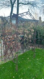 Mooi ijzeren prieel, Ophalen, Gebruikt