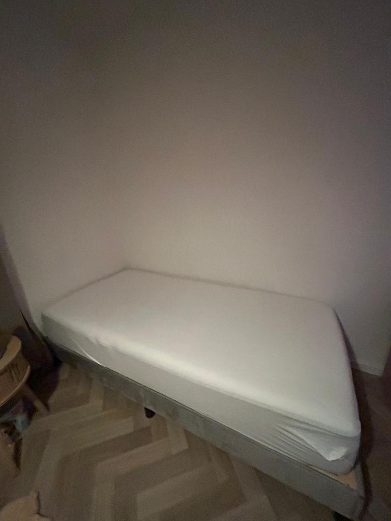1 persoons bed! GRATIS, Ophalen, Zo goed als nieuw, Eenpersoons, 90 cm