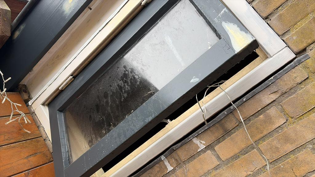 Ervaren schilder aangeboden, Doe-het-zelf en Verbouw, Kozijnen en Schuifpuien, 75 tot 150 cm, Kunststof, Deurkozijn, Ophalen of Verzenden