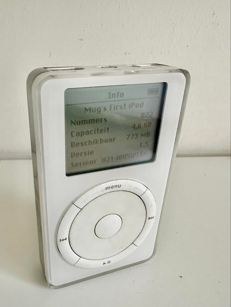 Eerste generatie Apple iPod 5GB met accessoires, Gebruikt, Classic, Ophalen of Verzenden, Zilver