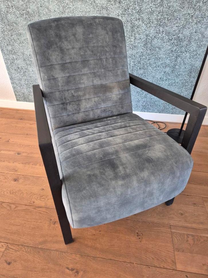 Comfortabele fauteuil, Huis en Inrichting, Fauteuils, Gebruikt, Hout, Stof, 75 tot 100 cm, 75 tot 100 cm, Ophalen