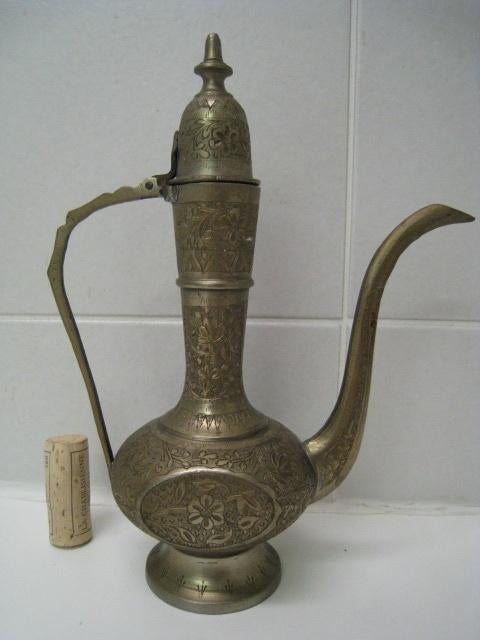 Indisch kruikje, mooi gegraveerd, Antiek en Kunst, Antiek | Koper en Brons, Ophalen of Verzenden