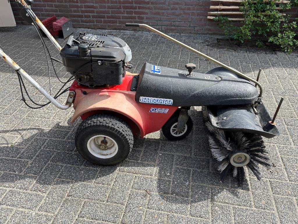 Veegmachine Tielburger TK38 met opvangbak, Tuin en Terras, Veegmachines, Ophalen, Gebruikt, Tielbürger