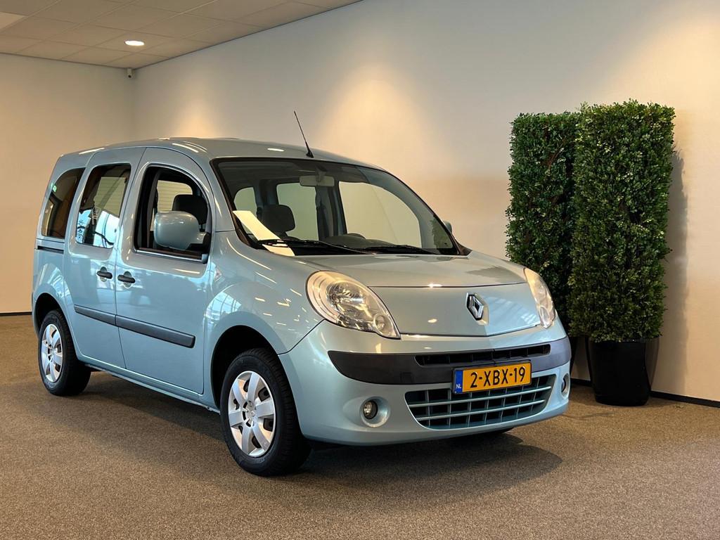 Renault Kangoo Rolstoelauto 3+1, Auto's, 12 maanden, Gebruikt, Bedrijf, Handgeschakeld