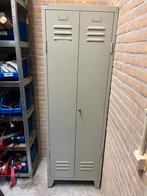 Metalen locker Overtoom, Ophalen, Zo goed als nieuw