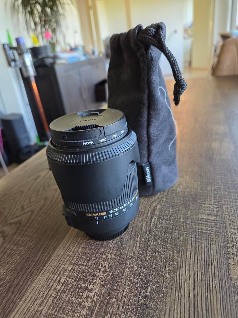 Sigma 18-250mm f/3.5-6.3 DC Macro OS HSM lens Nikon, Audio, Tv en Foto, Fotografie | Lenzen en Objectieven, Ophalen of Verzenden