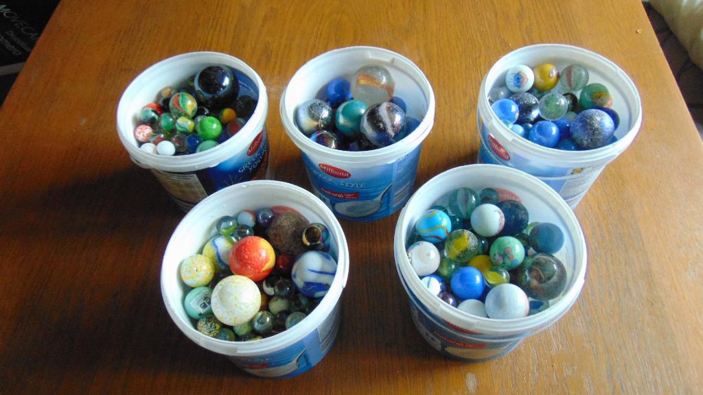 Knikkers 1,5 kg emmertje, Kinderen en Baby's, Speelgoed | Buiten | Los speelgoed, Gebruikt, Ophalen of Verzenden