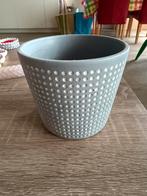 Klein grijs bloempotje met stippen, Tuin en Terras, Bloempotten, Rond, Binnen, Ophalen of Verzenden, Zo goed als nieuw