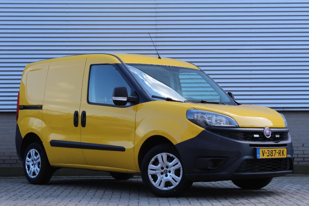 Fiat Doblo Cargo GB 1.3 MJ 80pk L1h1 | Airco | Betimmering, Auto's, Bestelauto's, Voorwielaandrijving, Stof, 4 cilinders, Wit
