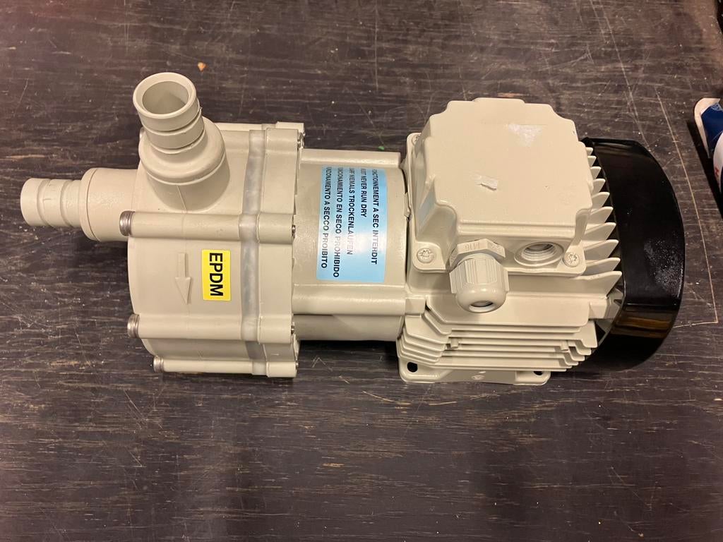 Siebec professionele vloeistofpompen, Ophalen, Nieuw