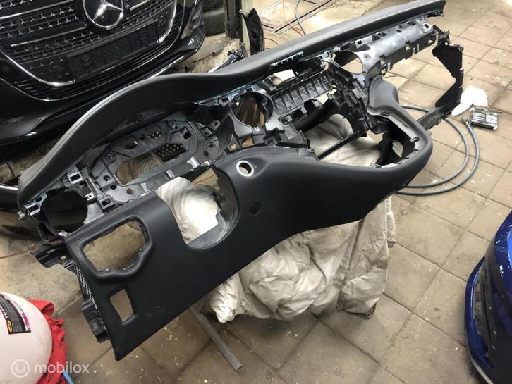 Mercedes V-klasse W447 Dashbord V220 V250 V300, Auto-onderdelen, Elektronica en Kabels, Mercedes-Benz, Gebruikt, Ophalen of Verzenden