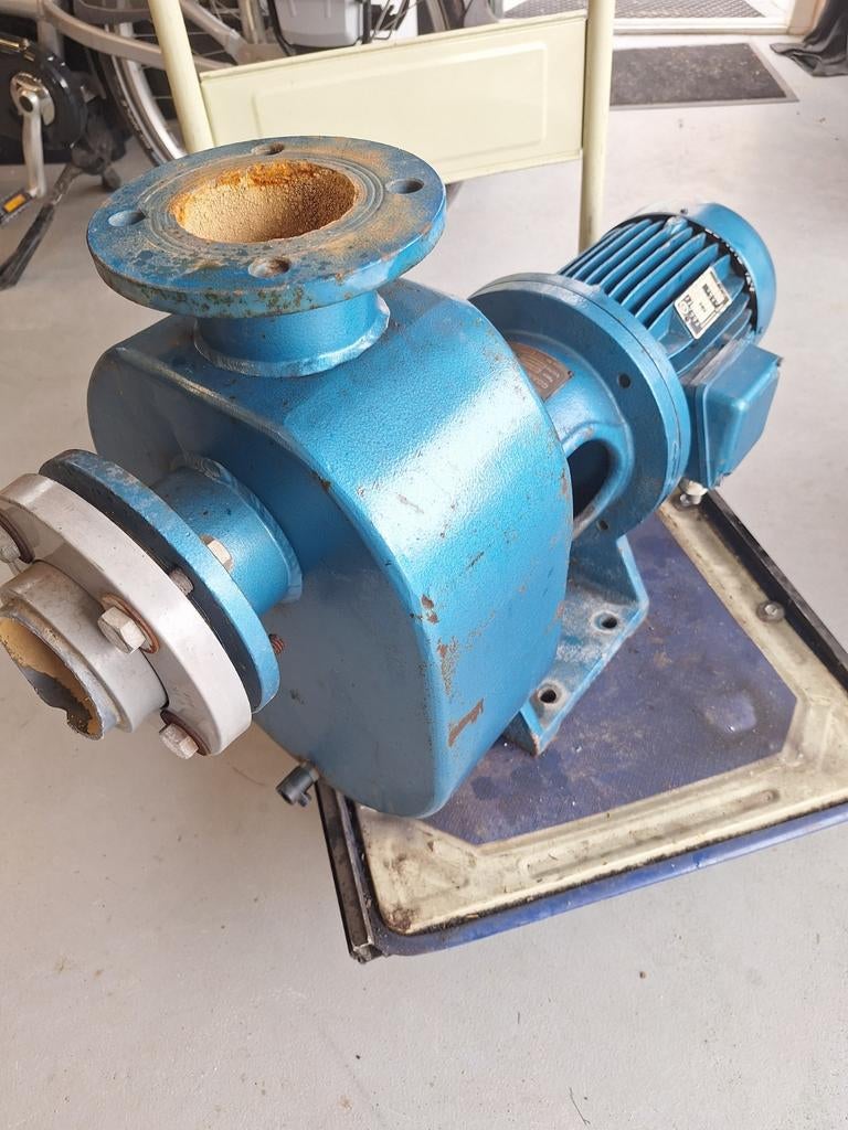 Zelfaanzuigende Goan pomp 400V - Zeer nette staat, Tuin en Terras, Waterpompen, Gebruikt, Elektrisch, Overige typen, Ophalen of Verzenden