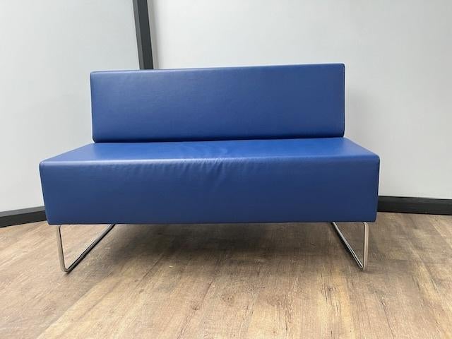 Blauwe bank Pedrali, Ophalen, Nieuw