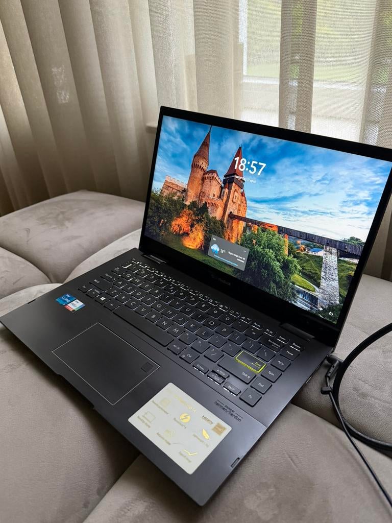 ASUS VivoBook Flip 14 (TP470EA-EC023T)laptop, Computers en Software, Windows Laptops, Ophalen of Verzenden, Zo goed als nieuw