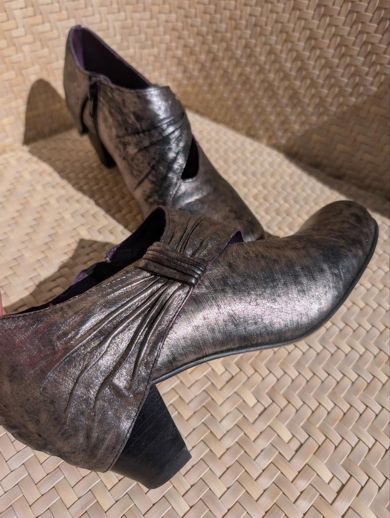 Everybody zilvergrijze schoenen paarse voering, mt 39, Schoenen met lage hakken, Everybody, Ophalen of Verzenden, Zo goed als nieuw