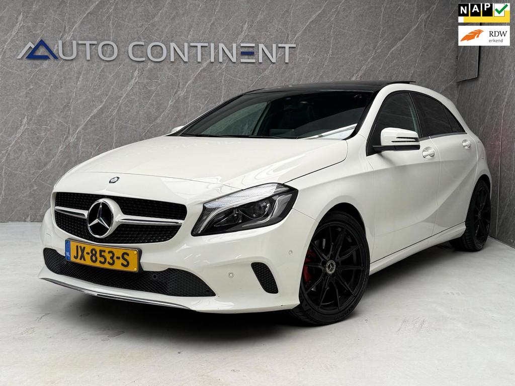 Mercedes-Benz A-klasse 180 / NAP / Beurt / Panoramadak, Auto's, Mercedes-Benz, Gebruikt, 4 cilinders, Leder en Stof, 19 km/l