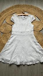 Schattig wit kanten jurkje C&A 134, Ophalen of Verzenden, Zo goed als nieuw, Meisje, Jurk of Rok