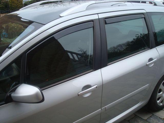Zijwindschermen donker pasvorm tbv peugeot oa 107 206 boxer, Auto diversen, Tuning en Styling, Ophalen of Verzenden
