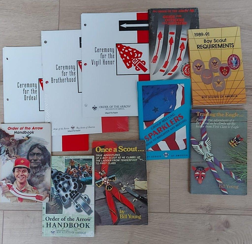 scouting collectie 10 Boeken Boy Scouts of America OA ea, Verzamelen, Scouting, Ophalen of Verzenden, Zo goed als nieuw, Boek of Tijdschrift