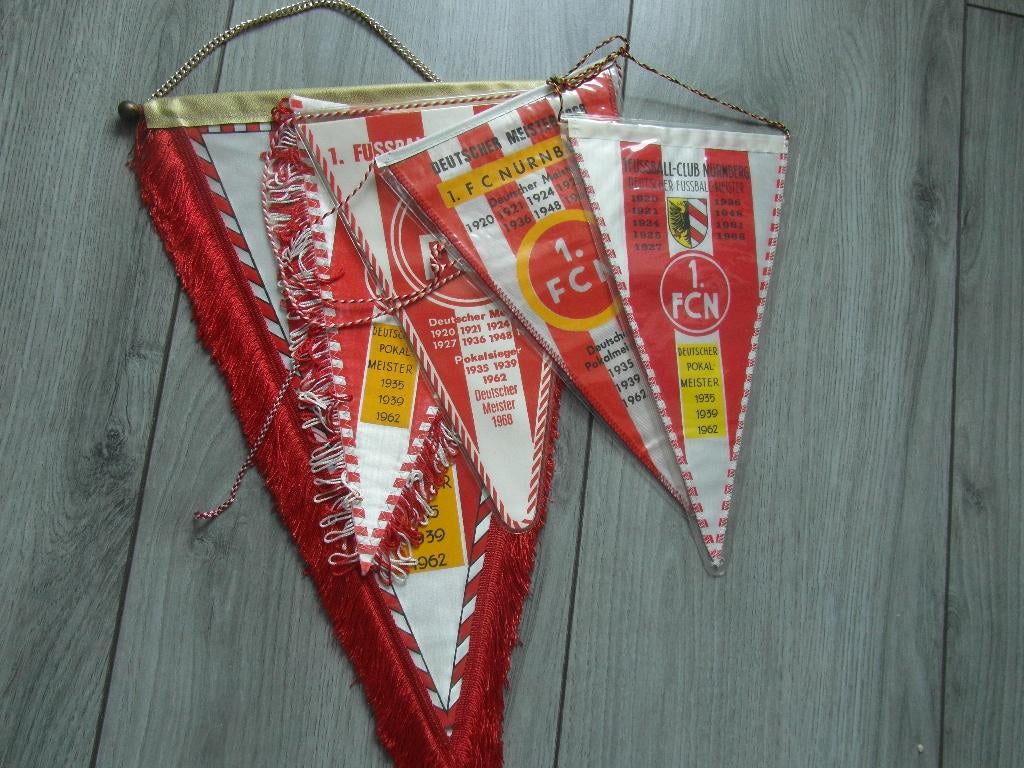 voetbal vanen 5 x nurnberg fc duitsland, Ophalen of Verzenden, Gebruikt, Buitenlandse clubs, Vaantje of Sjaal