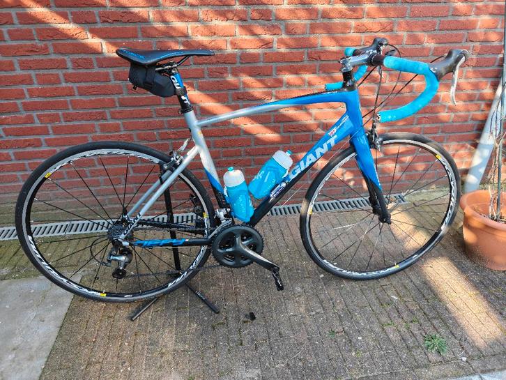 Giant Defy Racefiets M/L, Fietsen en Brommers, Fietsen | Racefietsen, Zo goed als nieuw, Heren, Giant, Meer dan 20 versnellingen