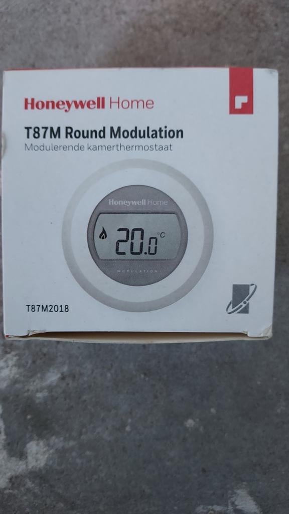 Honeywell Home T87M Round Modulatie Kamerthermostaat, Doe-het-zelf en Verbouw, Thermostaten, Ophalen of Verzenden, Slimme thermostaat