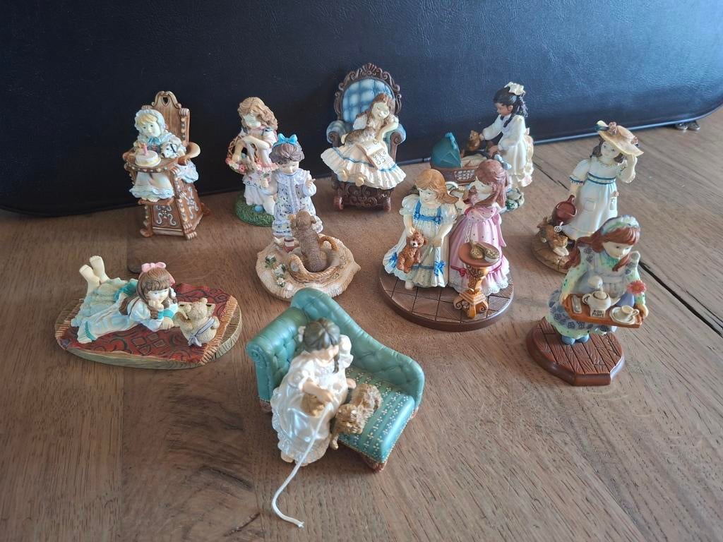 Goebel Sandra Kuck Treasures Beeldjes Collectie, Verzamelen, Beelden en Beeldjes, Zo goed als nieuw, Dier, Ophalen of Verzenden