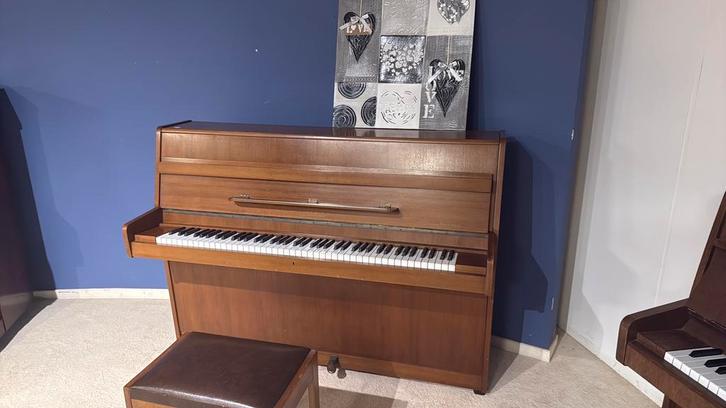 Mooie Hupfeld piano, Muziek en Instrumenten, Piano's, Gebruikt, Piano, Bruin, Ophalen of Verzenden