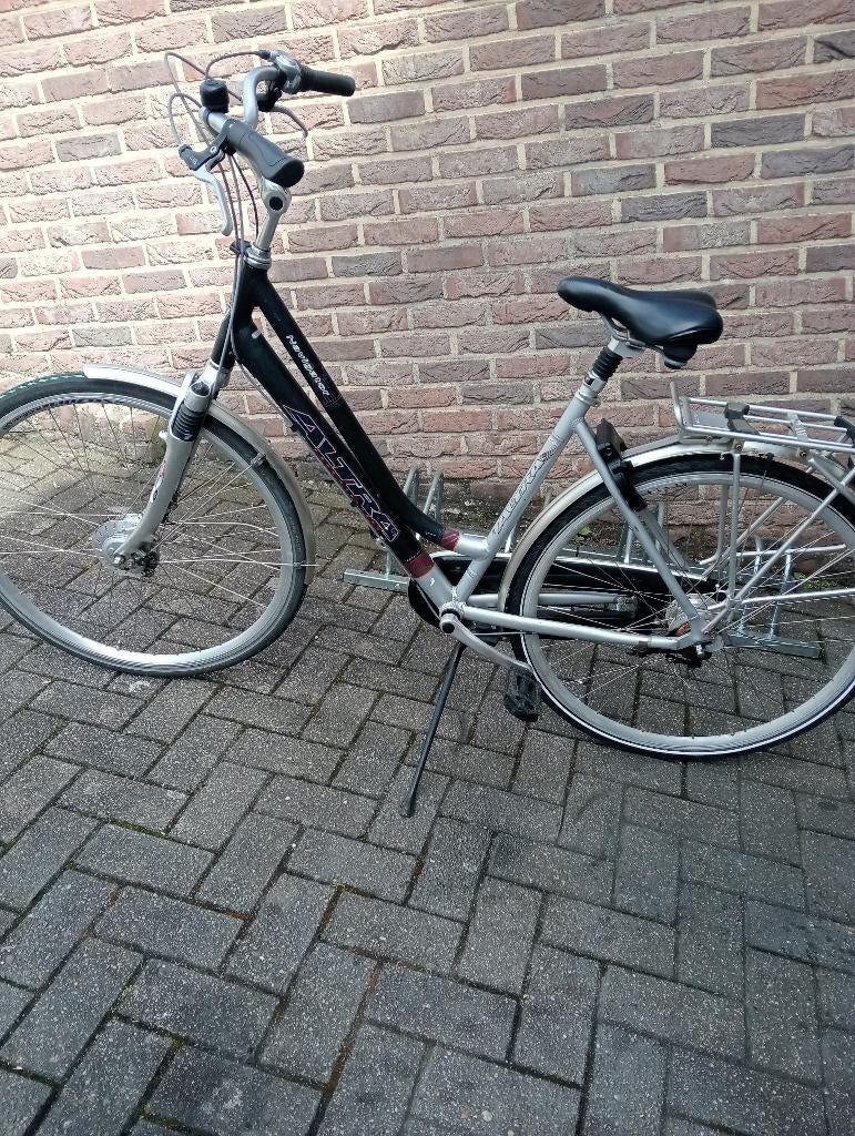 Dames fiets voor weinig, Fietsen en Brommers, Fietsen | Dames | Damesfietsen, Gebruikt, Velgrem, 47 tot 50 cm, Versnellingen