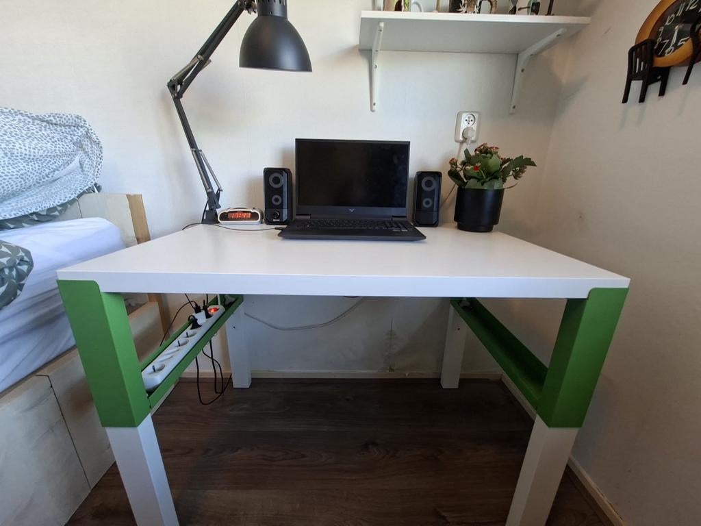 IKEA PÅHL bureau - wit met groen, Huis en Inrichting, Bureaus, Ophalen, Gebruikt, 96 cm, IKEA