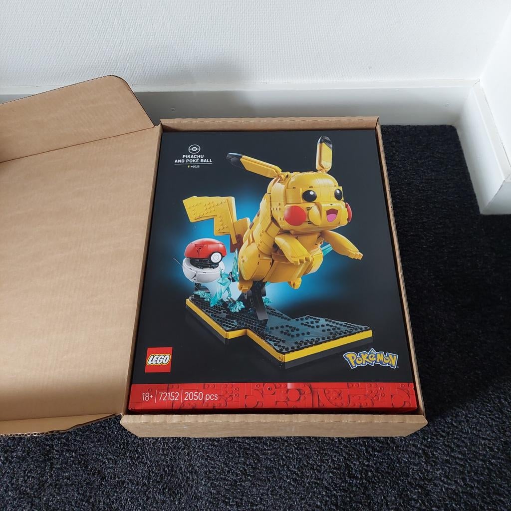 LEGO 72152 - Pokémon Pikachu en Pokébal Nieuw in doos, Overige thema's, Lego, Nieuw, Ophalen of Verzenden