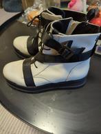 Witte UGG laarzen met zwarte banden, Verzenden, Zo goed als nieuw, Wit